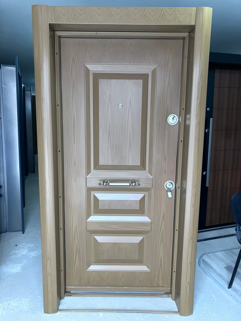 Derince Çınarlı Kompozit Kapı