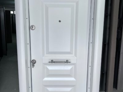 Derince Dış Cehpe Kapısı